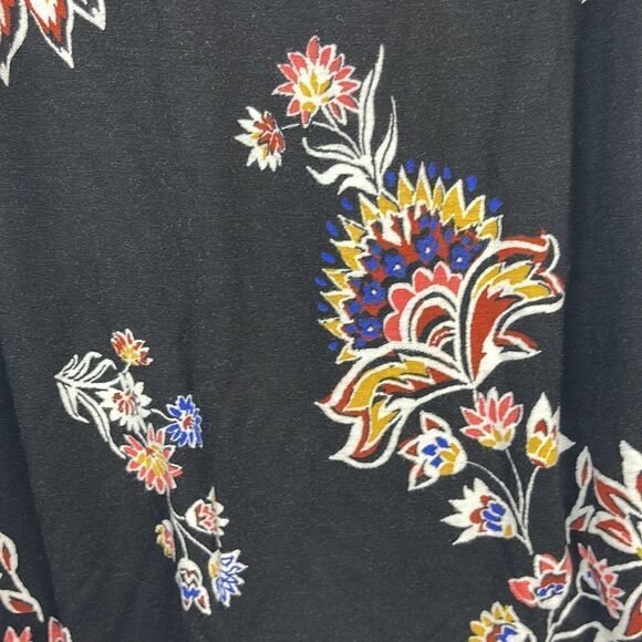 Old Navy Black Floral Off Shoulder Top Size Medium - Picture 5 of 8